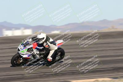 media/Jan-16-2026-CVMA Friday Practice (Fri) [[6f2bf47531]]/3-Racer 2/Session 2 Bowl Entry Pans/